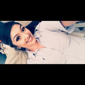 Meet your Posher, Aracely